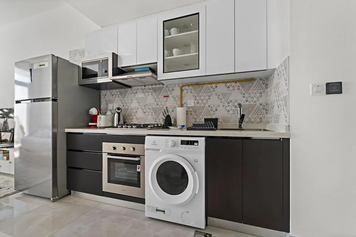 Stylish Studio Close To Metro At Pearlz By Danube Dubai